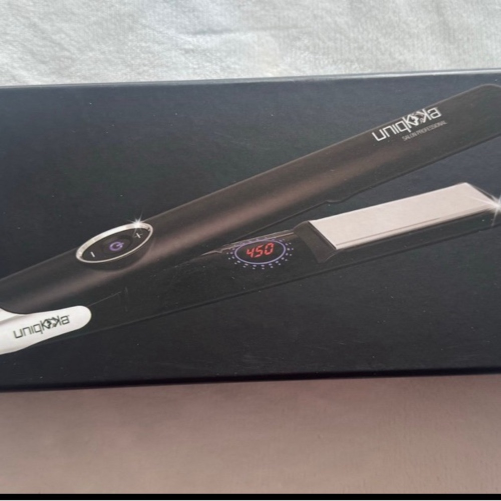 Uniqxa Black Hair Straightener